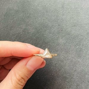 Cute Triangle Stone Ring, size 6-8